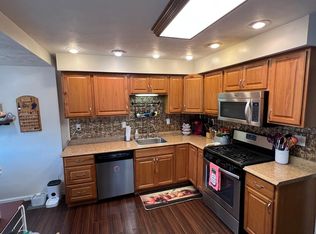 738 Wills St, Pittsburgh, PA 15211