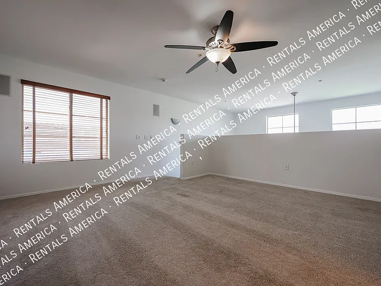 2402 E 5th St #1515 — Photo 28