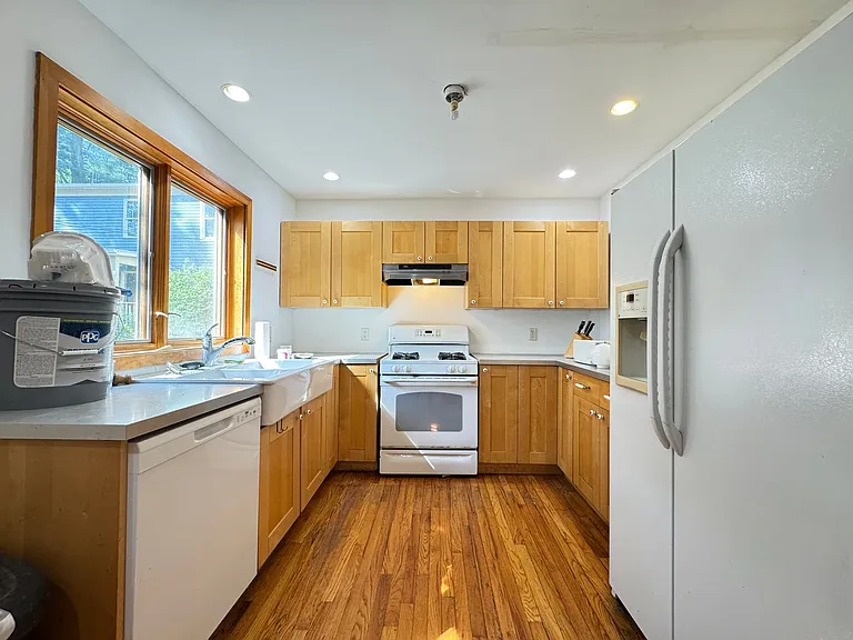 23 Edwards St — Photo 12