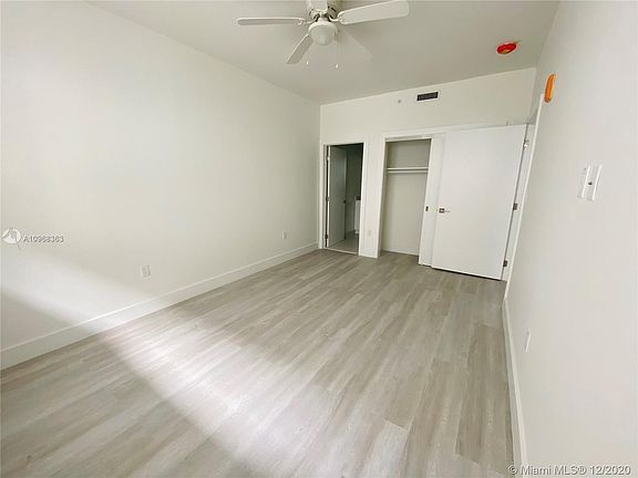 5th image of 942 N Michigan Ave #7