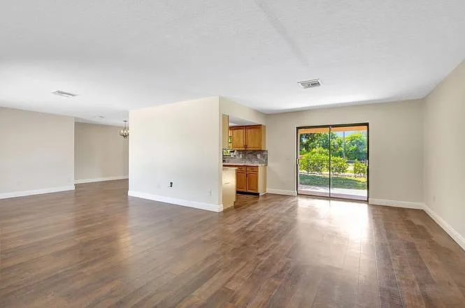 11630 Anhinga Dr — Photo 4