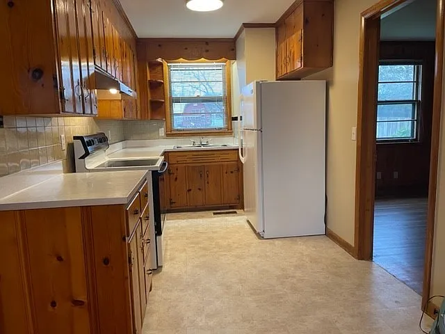 6422 Henry Ford Dr — Photo 4