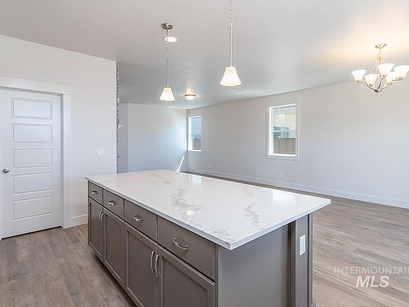 3rd image of 1711 Naylor Ave