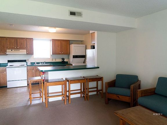 3rd image of 15 S Shafer St APT 605