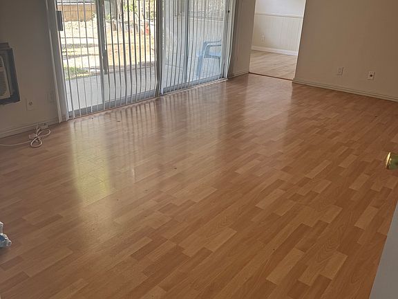 4th image of 1581 College View Dr #3