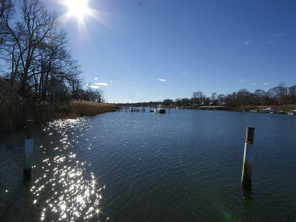 78 Senix Ave, Center Moriches, NY 11934 Zillow