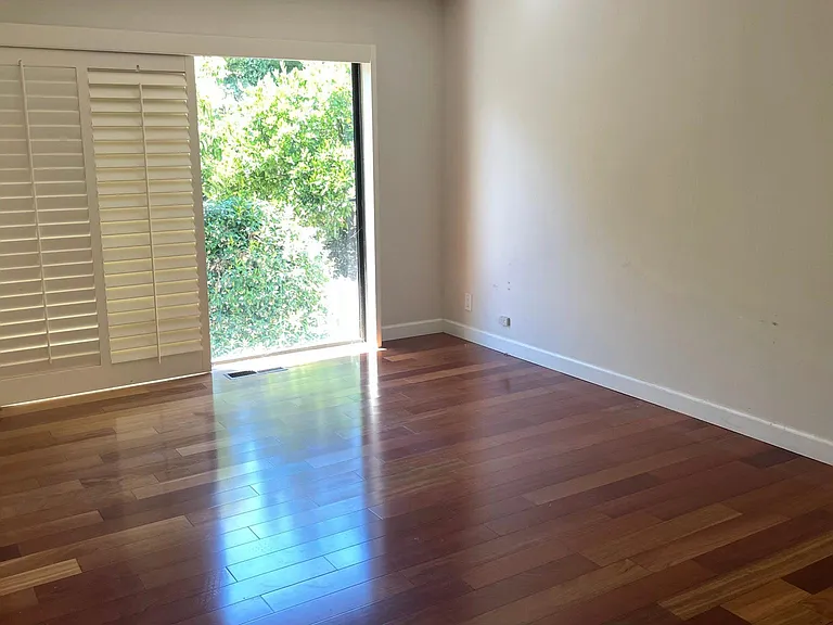 541 Tioga Ct — Photo 26