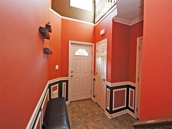 2nd image of 233 Persimmon Ln