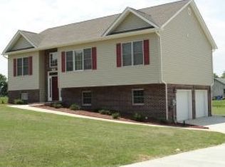 216 Holland View Dr, Jonesborough, TN 37659