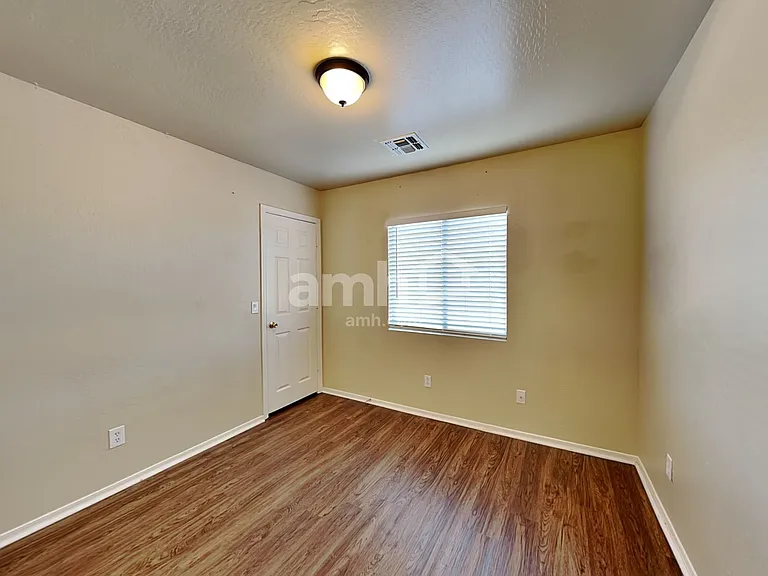 22644 W Adams Dr — Photo 20