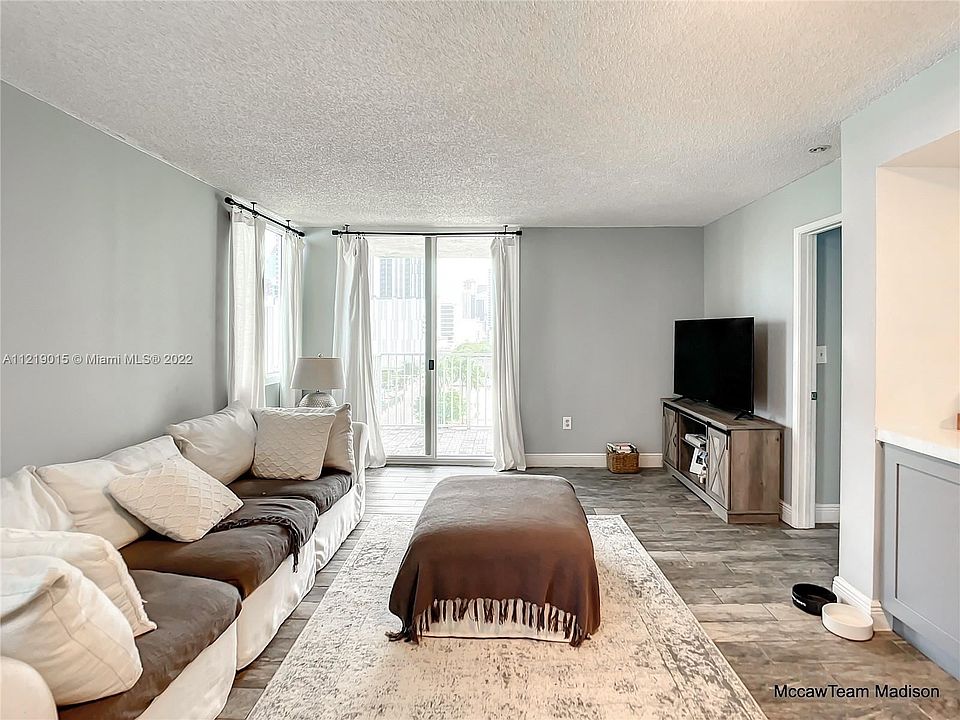 1st image of 800 N Miami Ave APT 804