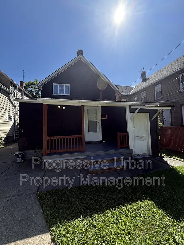 1 bed, 1.0 bath, 658 sqft, $1,150 — Photo 1