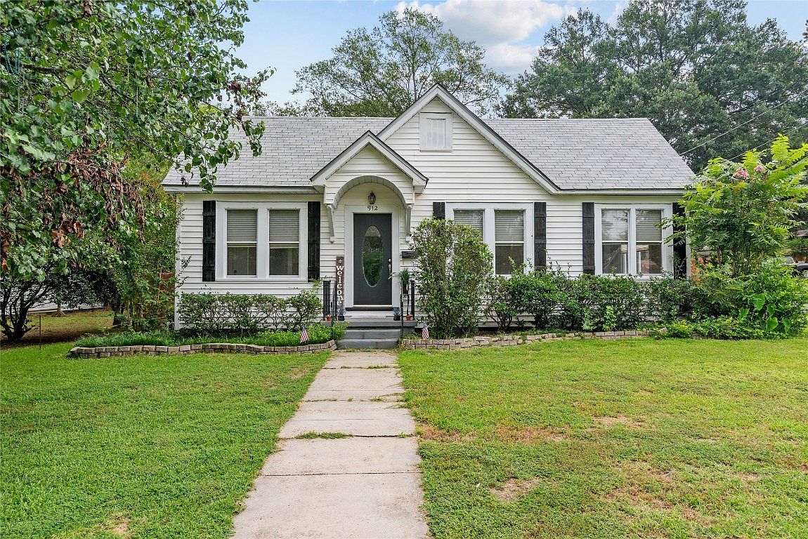 912 Elm St, Minden, LA 71055 Zillow