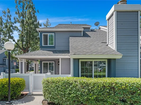 305 Monroe Ct, Azusa, CA 91702