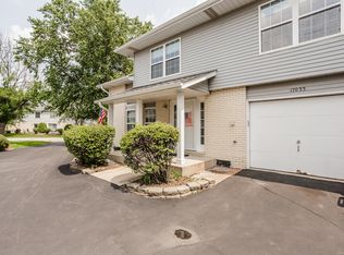 17033 Circle Dr W, Tinley Park, IL 60477