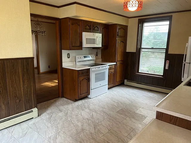 710 Temple St — Photo 7
