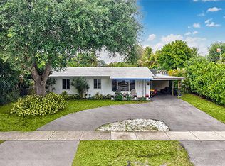 2725 NE 6th Ave, Wilton Manors, FL 33334