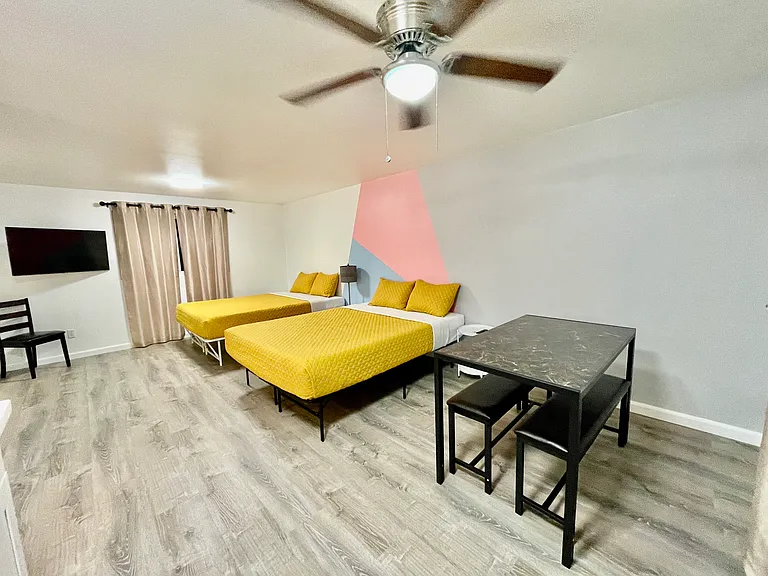 1522A Enos Ln #3B — Photo 5
