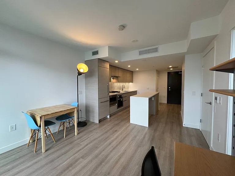 823 Carnarvon St #1803 — Photo 6