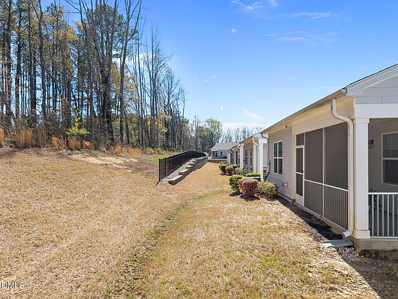 5th image of 162 Desert Sand Ln