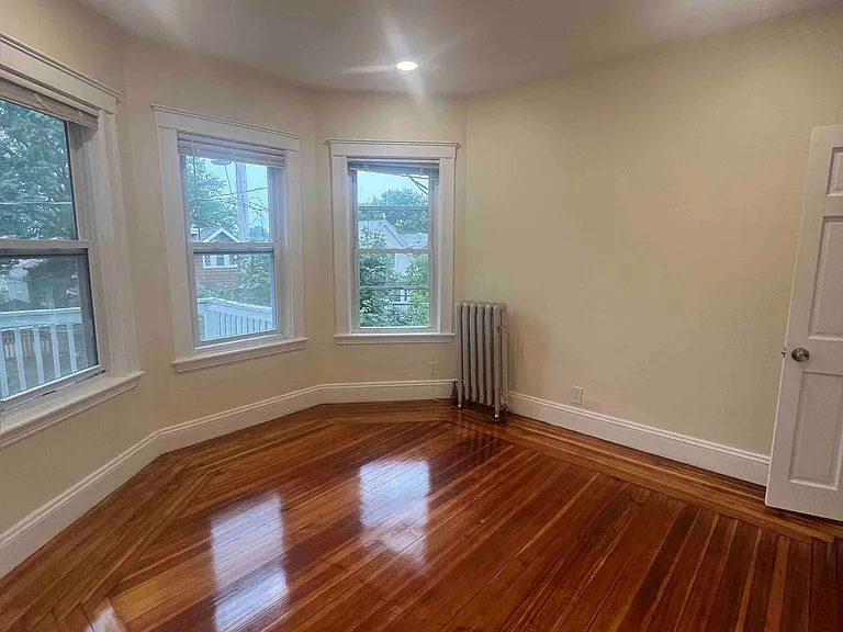43 Conwell Ave #2 — Photo 6