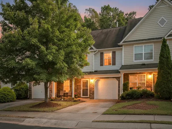 2103 Bartlett Cir, Hillsborough, NC 27278