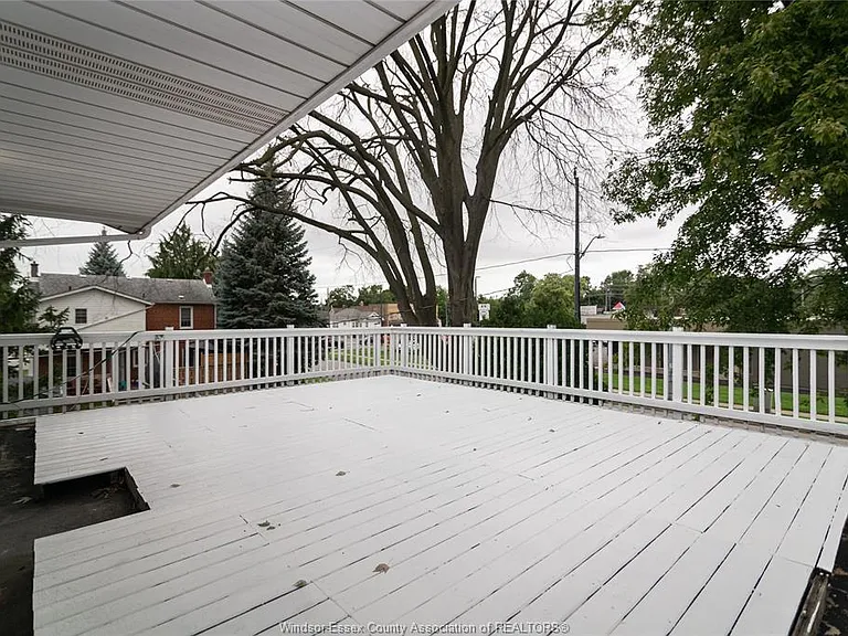 16 Eugenie St #UPPER — Photo 39