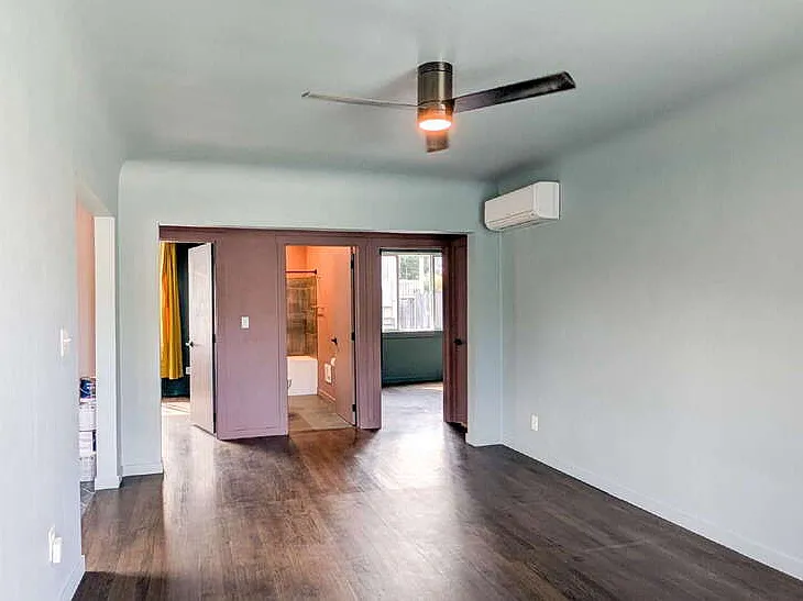3 bed, 1.0 bath, 810 sqft, $1,950 — Photo 3