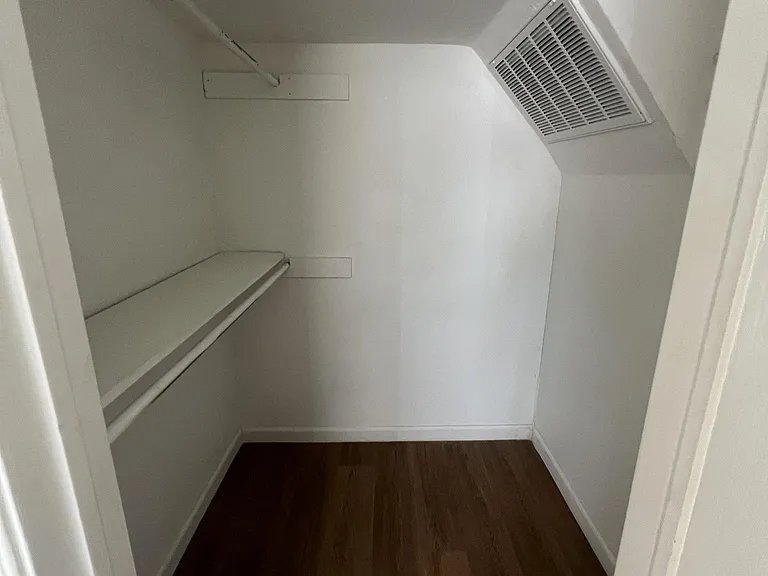 Northwood Apartments — Photo 29