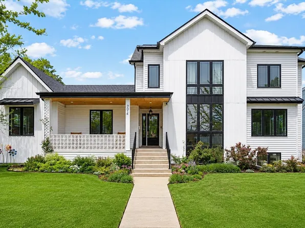 7014 Church St, Morton Grove, IL 60053