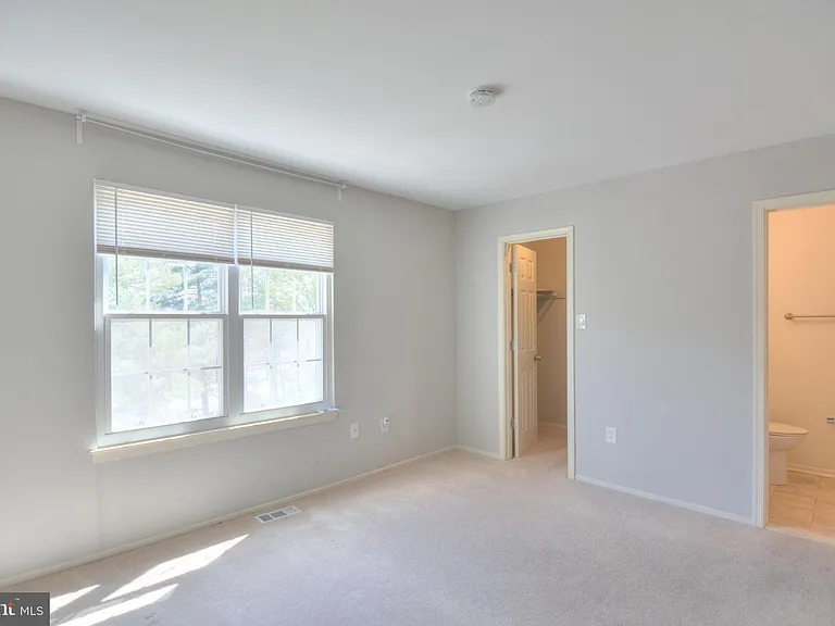 3 Birdseye Ct — Photo 14