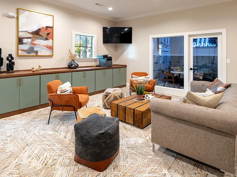 Resident Lounge
