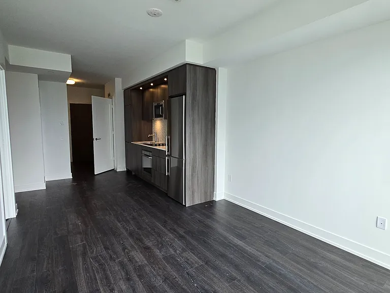 30 Inn On The Park Dr #3311 — Photo 11