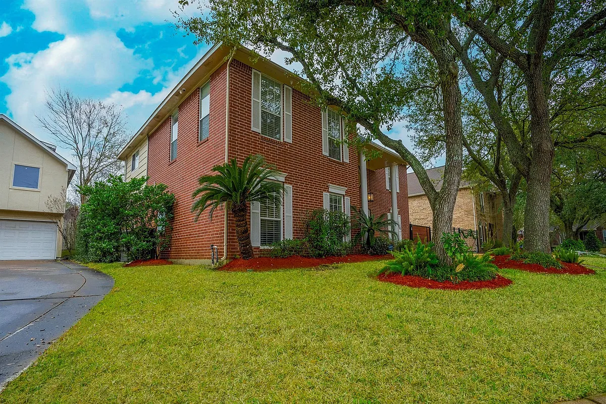 Building Photo - 8915 Wallington Dr