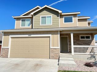 1842 Twilight Glow Dr, Windsor, CO 80550