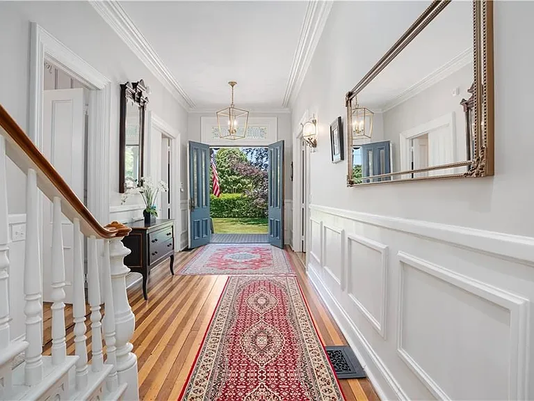 15 Berkeley Ave — Photo 5