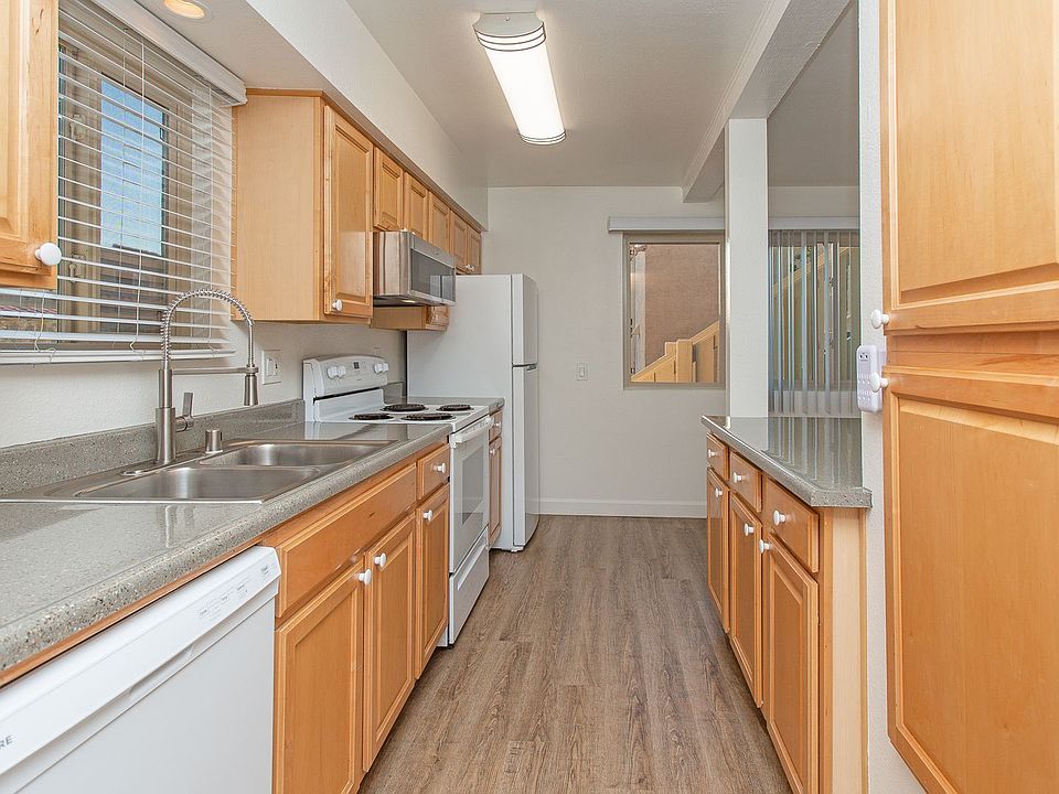 Adams Street Apartment Rentals Carlsbad, CA Zillow