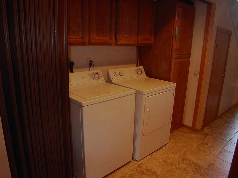 121 Willis Pl #107 — Photo 9