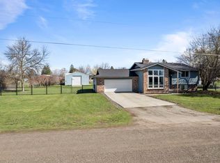 5308 N Lynden Rd, Otis Orchards, WA 99027