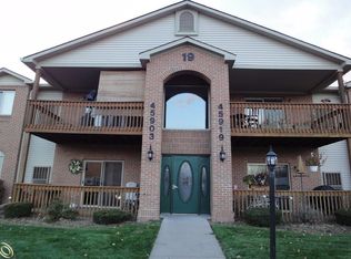45905 Wildrye Ct #61, Van Buren Township, MI 48111