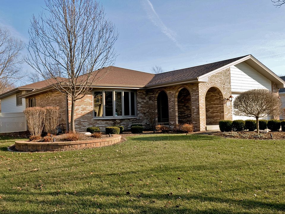 1st image of 13413 Strawberry Ln