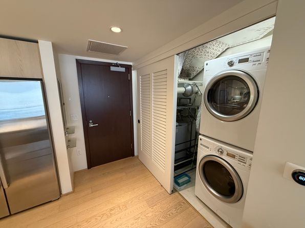 888 Kapiolani Blvd #3702