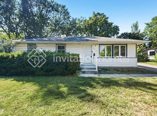 8616 Oakland Ave S, Bloomington, MN 55420