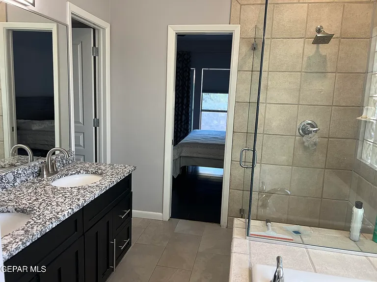 5656 Burning Tree Dr — Photo 50
