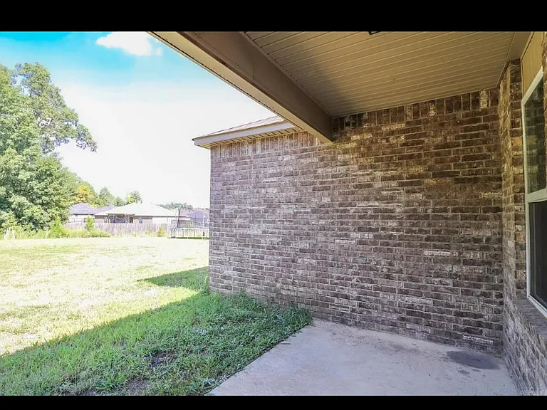 2526 Judes Ct — Photo 9