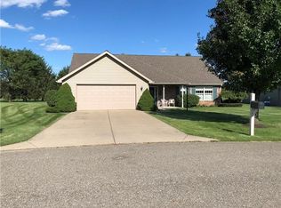213 Jones Ct, Grove City, PA