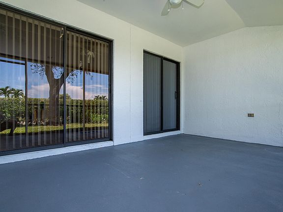 5th image of 2640 Gately Drive W #901