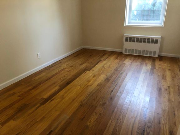 4th image of 14210 Hoover Ave APT 304