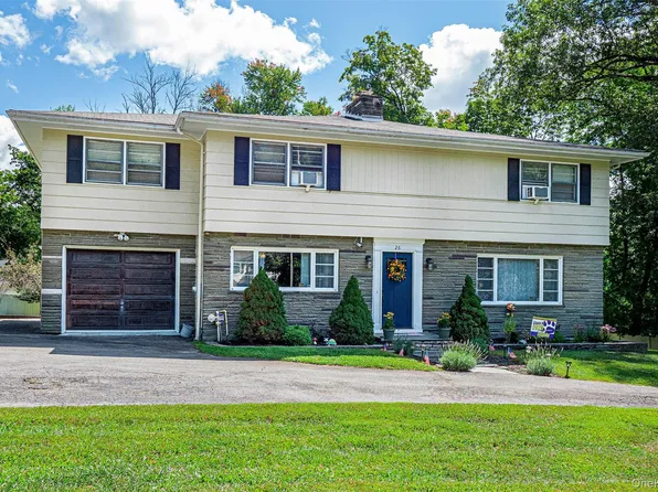 26 Laura Lane, Warwick, NY 10990