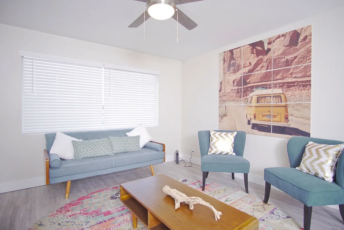 Unit Photo - 2543 E Brill St #1